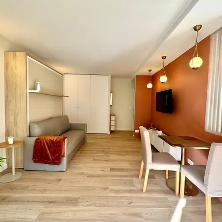 Apartmán Elegance & Comfort - Terrace And Private Garage Cannes